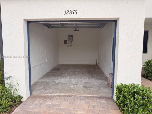 12875 SW 231st Ter, Miami, FL 33170