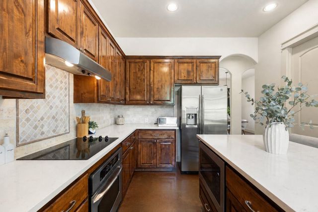 1906 Bee Creek RD, Spicewood, TX 78669