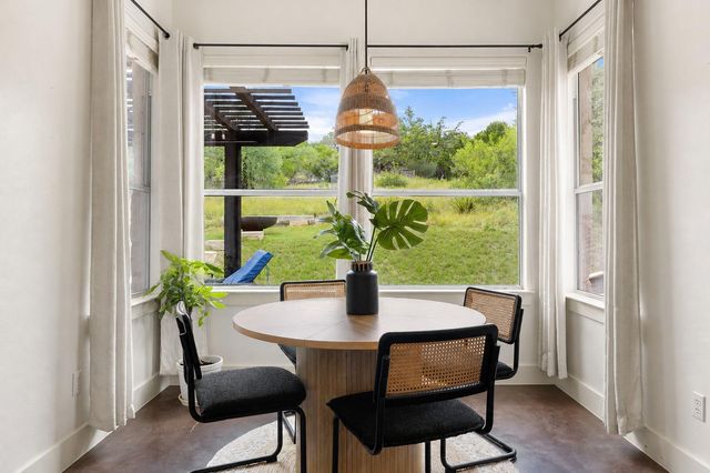 1906 Bee Creek RD, Spicewood, TX 78669