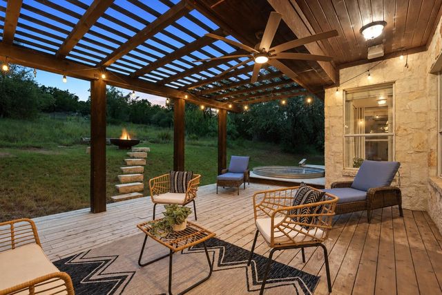 1906 Bee Creek RD, Spicewood, TX 78669