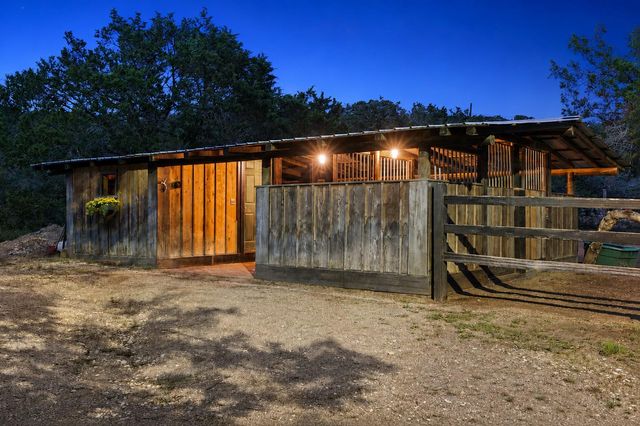 1906 Bee Creek RD, Spicewood, TX 78669