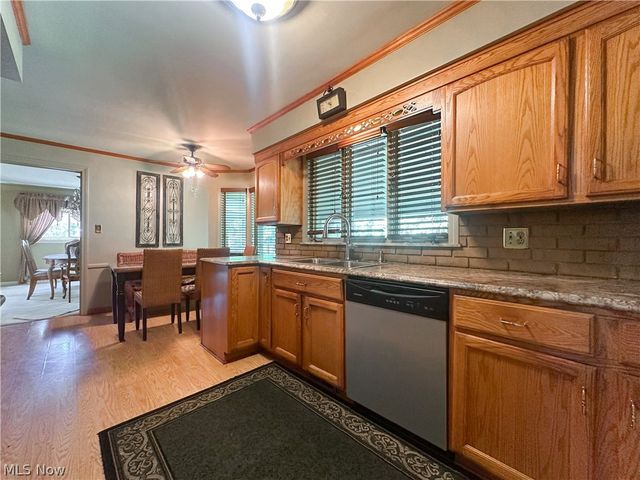 458 Hogarth Avenue, Niles, OH 44446