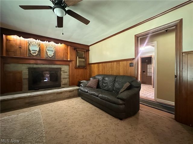 458 Hogarth Avenue, Niles, OH 44446