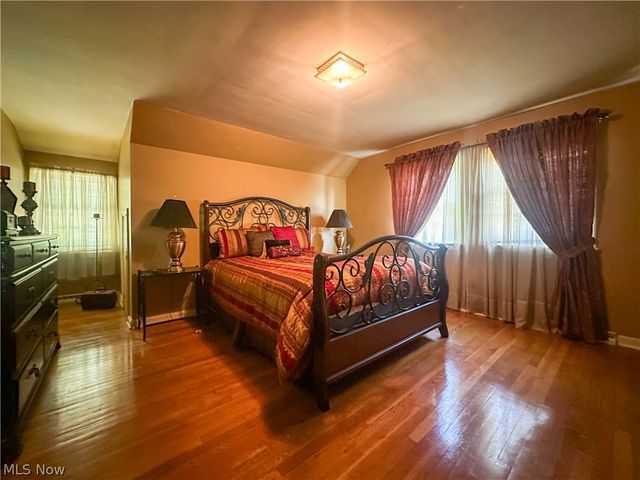 458 Hogarth Avenue, Niles, OH 44446