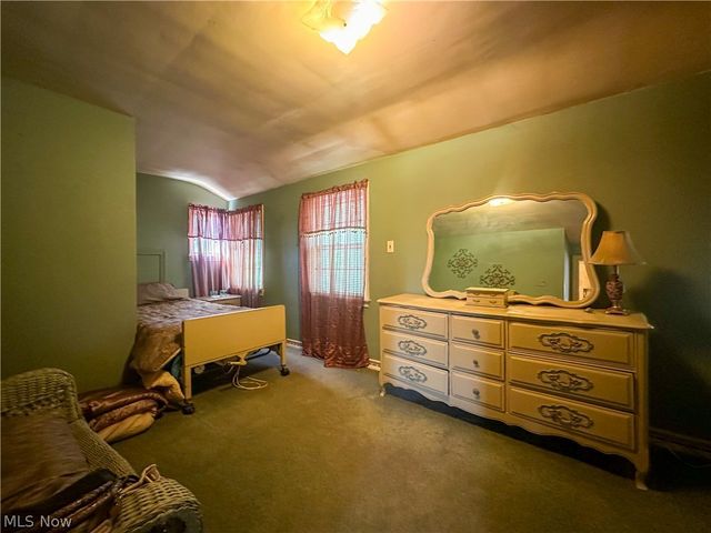 458 Hogarth Avenue, Niles, OH 44446