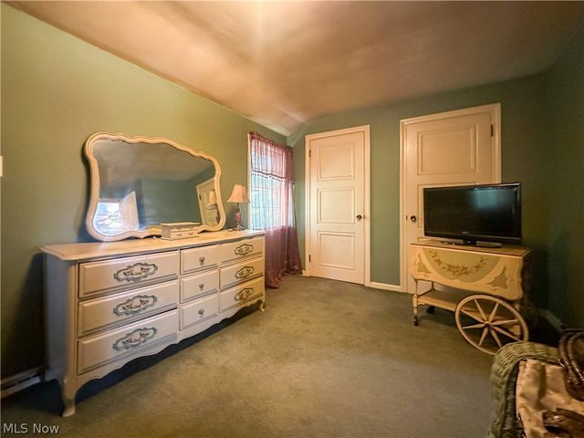 458 Hogarth Avenue, Niles, OH 44446