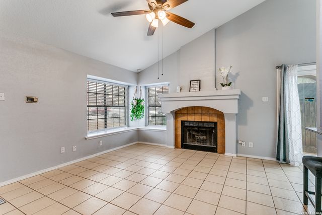 6318 Les Harrison, San Antonio, TX 78250