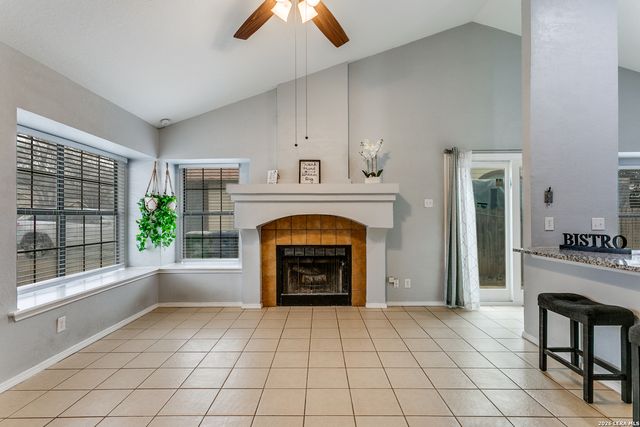 6318 Les Harrison, San Antonio, TX 78250