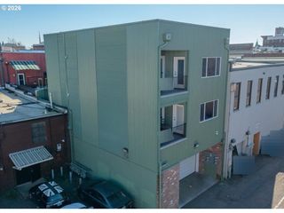 227 COMMERCIAL St Ne, Salem, OR 97301
