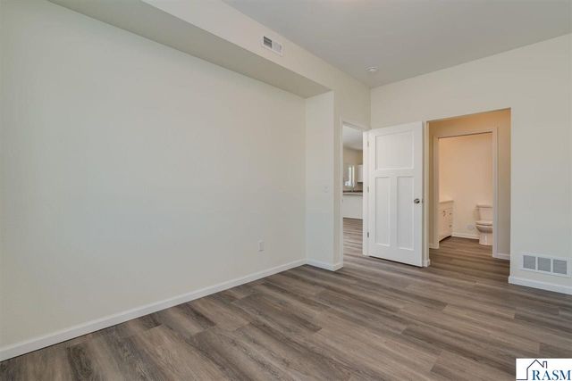 3122 Noble Drive, Mankato, MN 56001