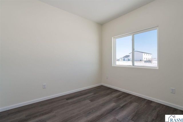 3122 Noble Drive, Mankato, MN 56001