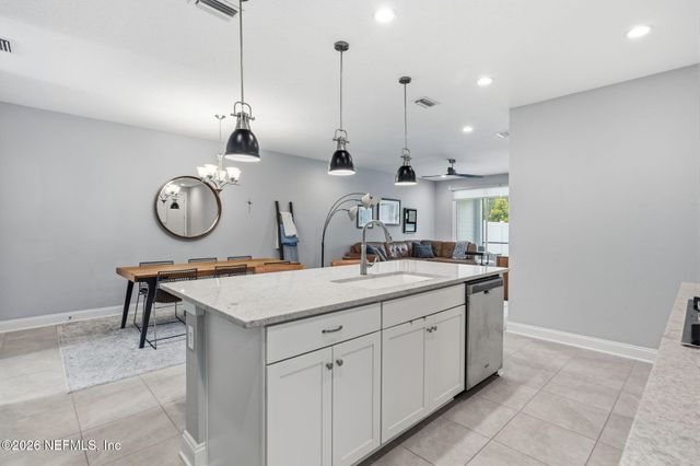11340 NEWTONIAN Boulevard, Jacksonville, FL 32256