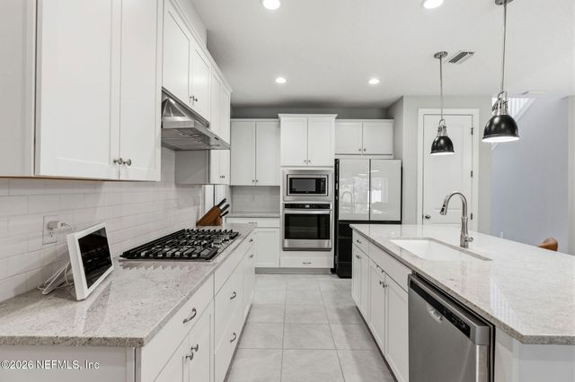 11340 NEWTONIAN Boulevard, Jacksonville, FL 32256