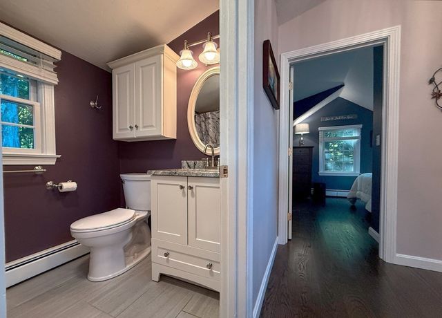 20 Charlton St, Sturbridge, MA 01566