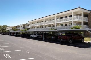 5090 BAY STREET NE 121, St Petersburg, FL 33703