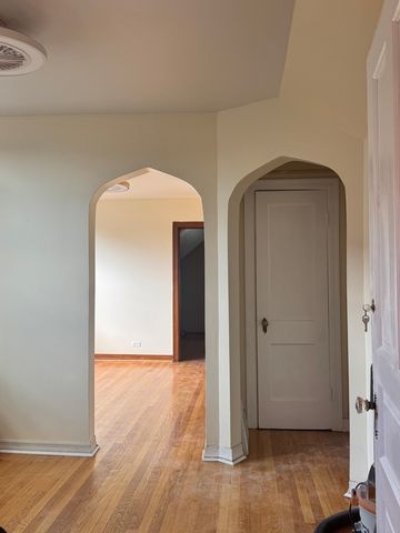 3039 S MILLARD Avenue, Chicago, IL 60623