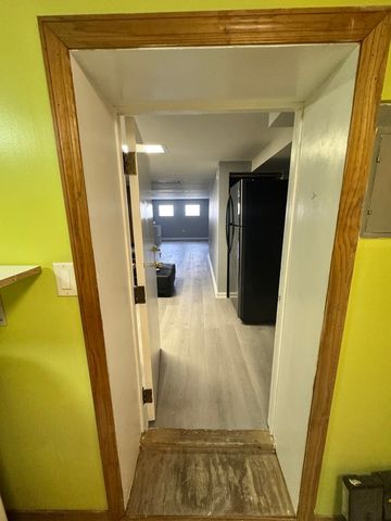 3039 S MILLARD Avenue, Chicago, IL 60623