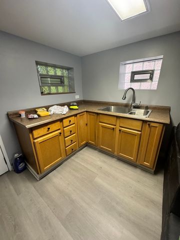 3039 S MILLARD Avenue, Chicago, IL 60623