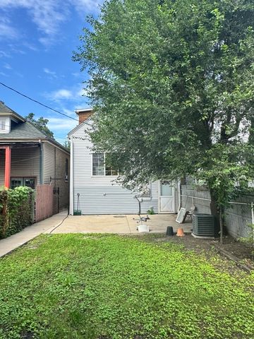 3039 S MILLARD Avenue, Chicago, IL 60623