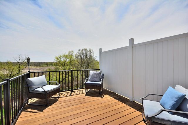 1358 Scenic Pointe COURT, Hartford, WI 53027
