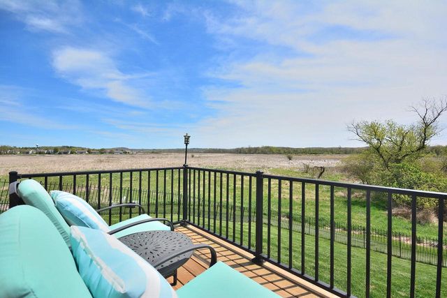 1358 Scenic Pointe COURT, Hartford, WI 53027