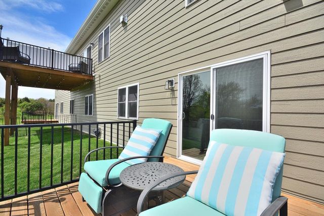 1358 Scenic Pointe COURT, Hartford, WI 53027