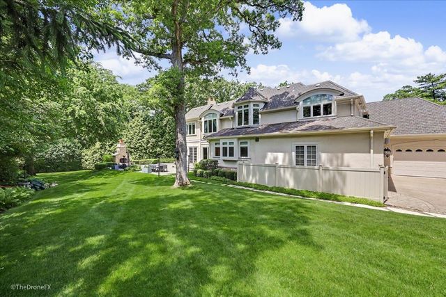 12 Carlisle Drive, Oak Brook, IL 60523