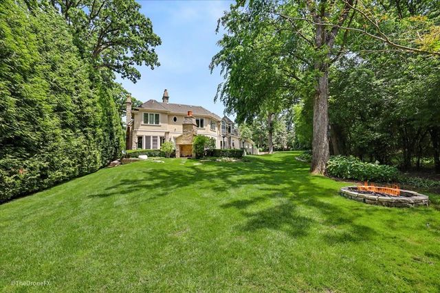 12 Carlisle Drive, Oak Brook, IL 60523