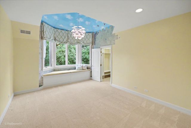 12 Carlisle Drive, Oak Brook, IL 60523