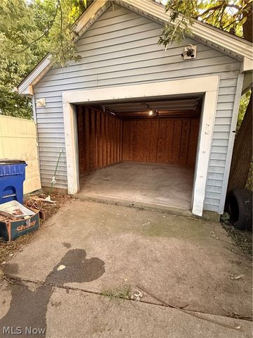10606 Reno Avenue, Cleveland, OH 44105