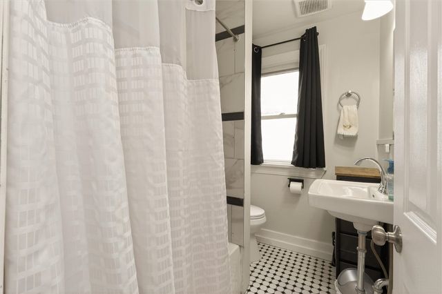 25 Whittier Park, Rochester, NY 14621