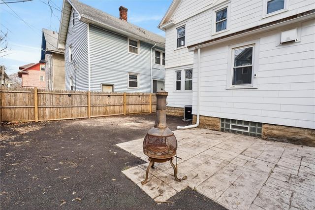 25 Whittier Park, Rochester, NY 14621