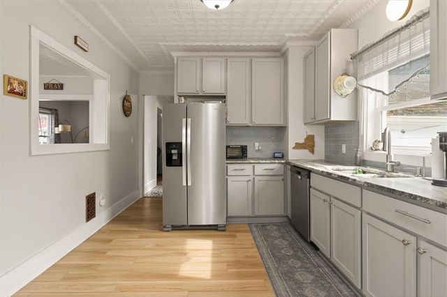 25 Whittier Park, Rochester, NY 14621