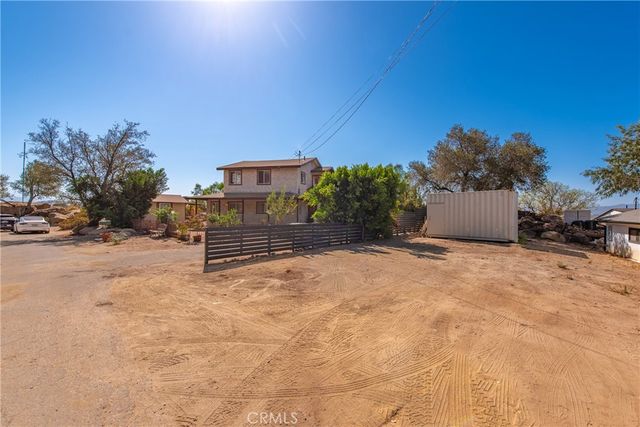 23520 EHLERS, Chatsworth, CA 91311