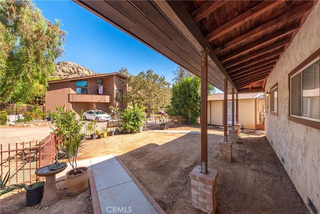 23520 EHLERS, Chatsworth, CA 91311