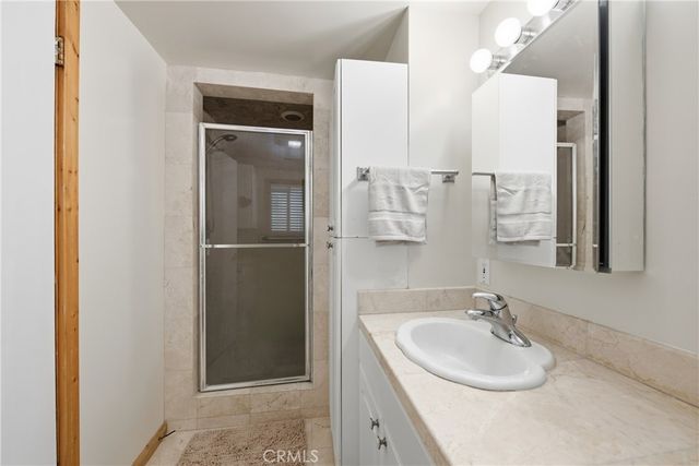 23520 EHLERS, Chatsworth, CA 91311