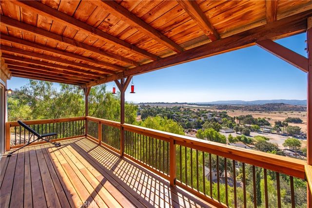 23520 EHLERS, Chatsworth, CA 91311