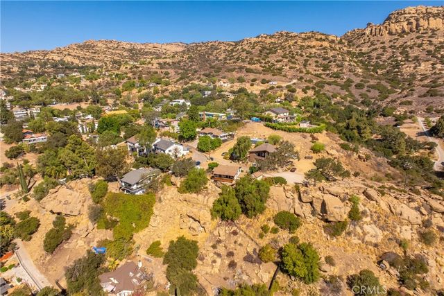 23520 EHLERS, Chatsworth, CA 91311