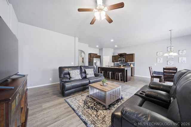 1929 E 133rd Court, Bixby, OK 74008