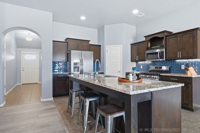 1929 E 133rd Court, Bixby, OK 74008