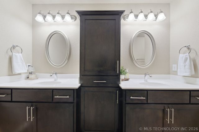 1929 E 133rd Court, Bixby, OK 74008