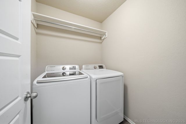 1929 E 133rd Court, Bixby, OK 74008