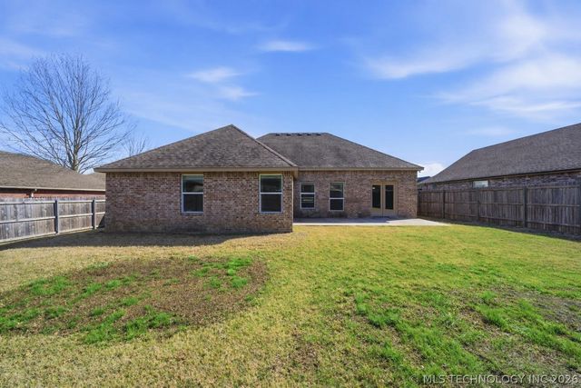 1929 E 133rd Court, Bixby, OK 74008