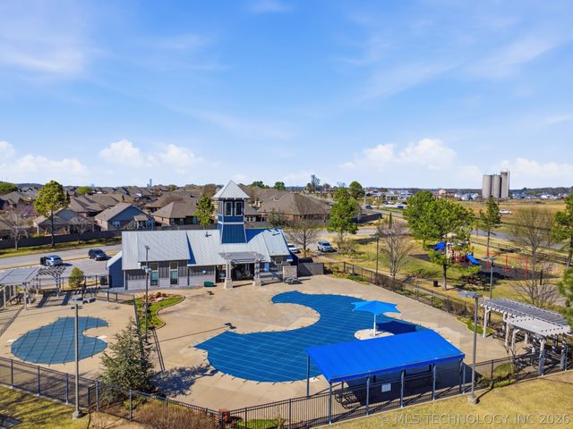 1929 E 133rd Court, Bixby, OK 74008