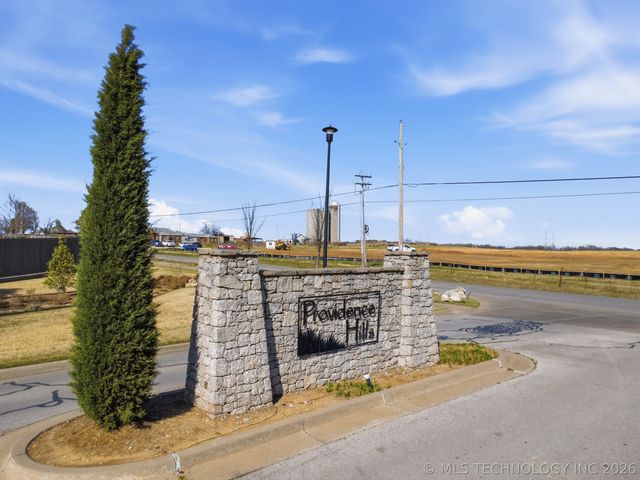 1929 E 133rd Court, Bixby, OK 74008