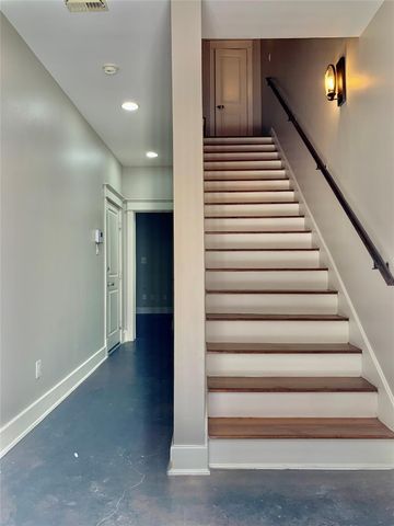 5305 Nett Street A, Houston, TX 77007
