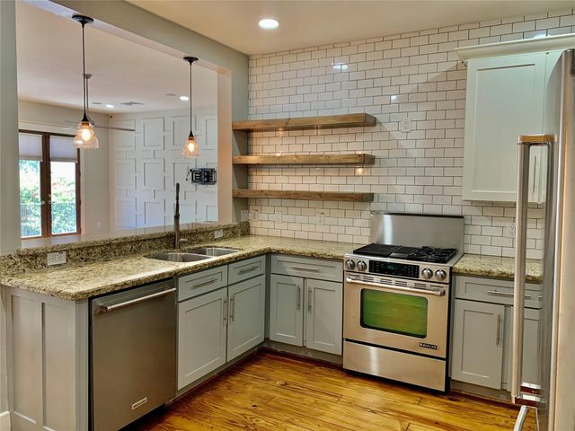 5305 Nett Street A, Houston, TX 77007