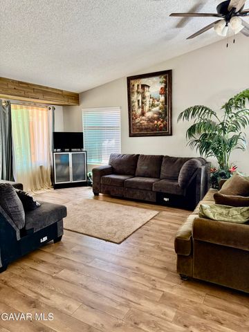 38229 Mentor Court, Palmdale, CA 93550