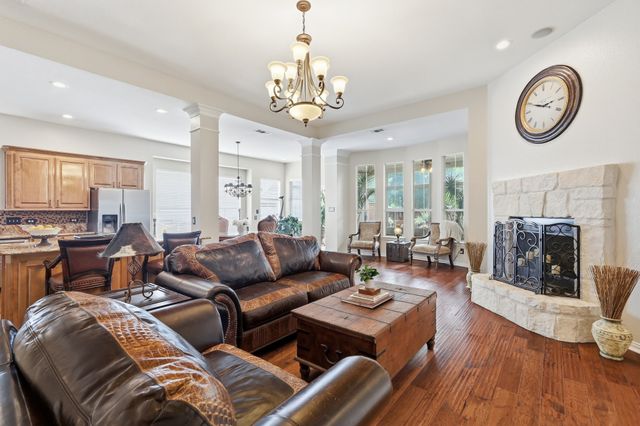 8404 Bridge Street, North Richland Hills, TX 76180
