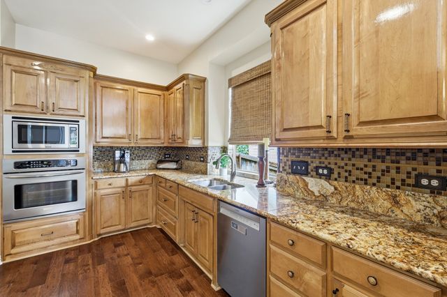 8404 Bridge Street, North Richland Hills, TX 76180